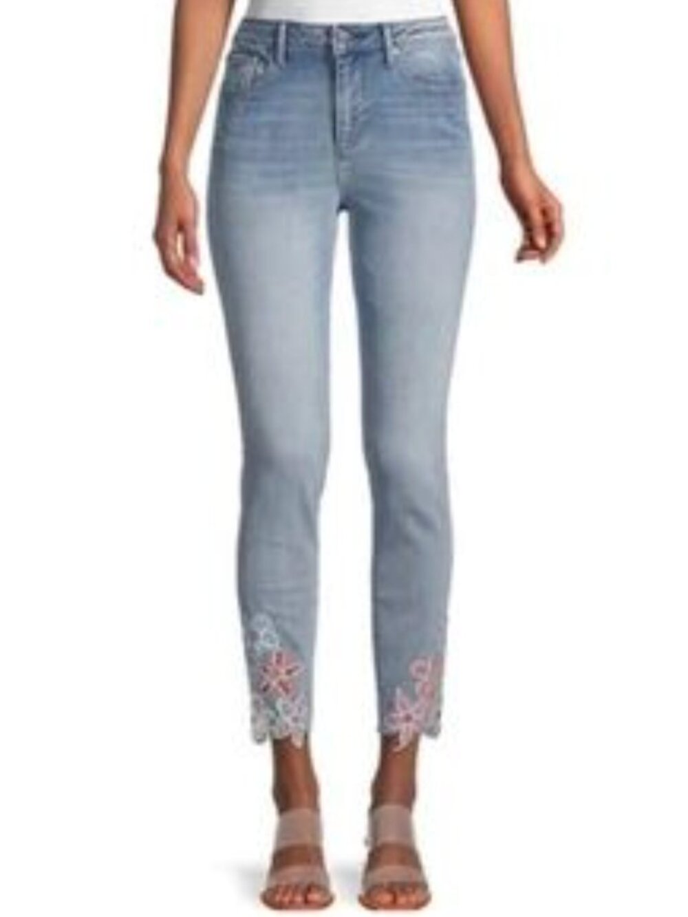 NWT Driftwood Jeans - Jackie Cropped Patch Jeans